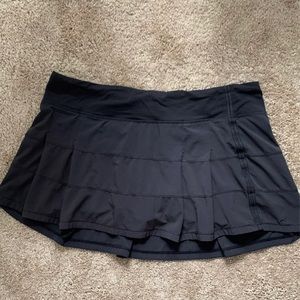 Lululemon pace rival skirt